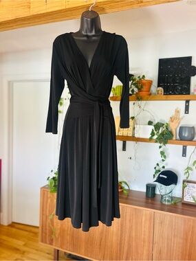 Michael Kors Stretch Dress – Size 10 – Like New
